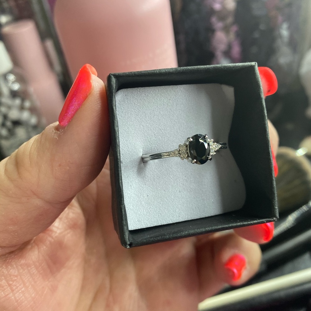 Black onyx ring